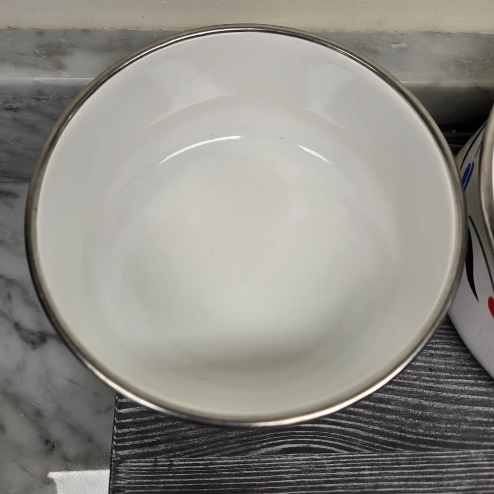 Vintage Kobe Enamelware Tulip Nesting Mixing Bowls, Cottagecore, Metal, Set of 2